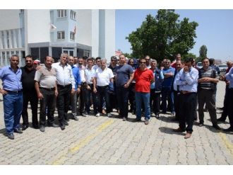 Belediye İşçilerinden Protesto