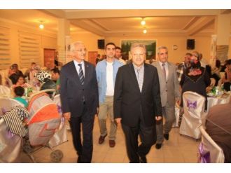 Vali Ve Belediye Başkanı Gaziler Ve Şehit Aileleri İle İftarda Buluştu