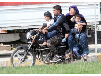 Motosiklette Tehlikeli Yolculuk