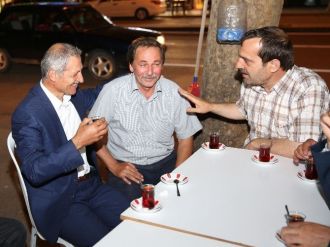 Başkan Dişli, “Taksi Esnafıyla Çay Sohbeti Yaptı”