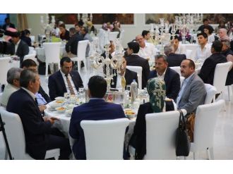Başkan Duruay, Parti Teşkilatı İle İftar Yemeğinde Buluştu