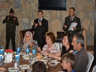 Vali Kürklü, Şehit Aileleri Ve Gazilerle İftarda Buluştu