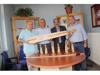 Adam Boyu Kemençe İlgi Çekiyor