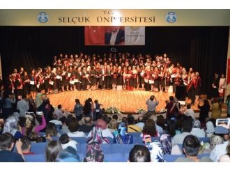 Selçuk Tıp’ta Mezuniyet Sevinci