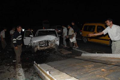 Marmariste otomobiller çarpıştı 