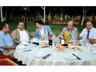 Dicle Elektrik Çalışanları İftarda Buluştu