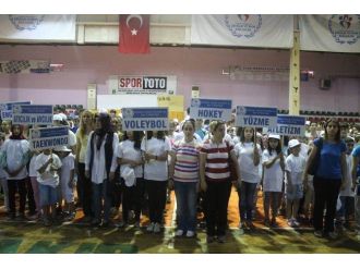 Diyarbakır’da Yaz Spor Okulları Açıldı