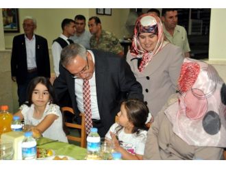 Şehit Aileleri Ve Gaziler İftarda Buluştu