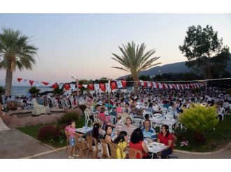 Başkan Kocamaz Aydıncık Halkıyla İftarda Buluştu