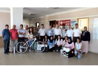 Öğrenciler Ab’yi Öğreniyor