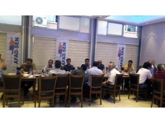 Afad-sen Üyeleri İftar Yemeğinde Bir Araya Geldi