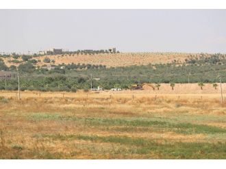 Işid, Suriye-türkiye Sınırına Hendek Kazmaya Devam Ediyor