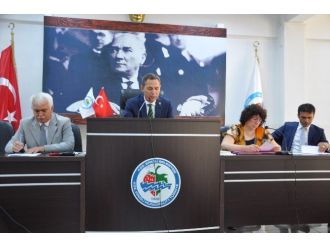 Ak Partili İmar Komisyonu Üyeleri İstifa Etti