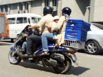 (Özel Haber) Motosiklet Üzerinde Tehlikeli Yolculuk