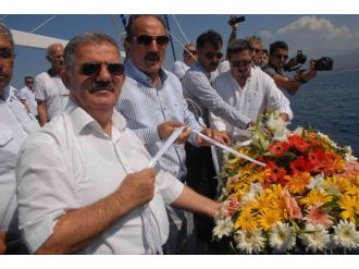 Deniz Şehitleri İçin Fethiye’de De Denize Çelenk Bırakıldı