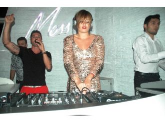 Ünlü Dj Lana Bodrum’u Coşturdu