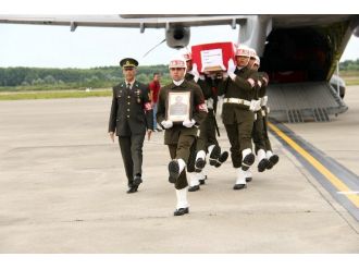 Şehide Gözyaşılı Karşılama