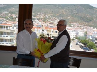 Hayırsever Mehmet Bolluk Spor Salonu Yapımı Protokolüne İmza Attı