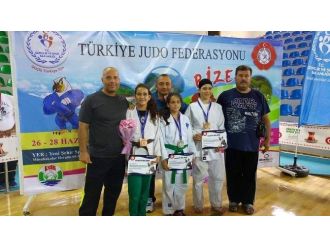 Yunusemre Belediyespor’dan Judoda Büyük Başarı