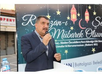 İftarda 3 Bin 500 Kişilik Yemek Dağıtıldı