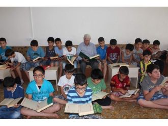 82 Yaşında Kur’an Okumayı Öğrendi