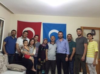 Magid’den Uygur Aileye Ziyaret