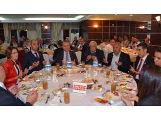 Şahit Aileleri Ve Gaziler Onuruna İftar