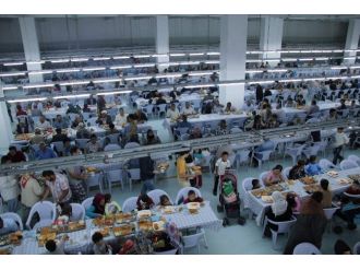 Hayırseverlerin Desteği İle Her Gün Bin 500 Kişi İçin İftar Sofrası