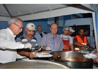 Aydınlı Muhasebecilerin Belediye İftarına Katkısı Sürüyor