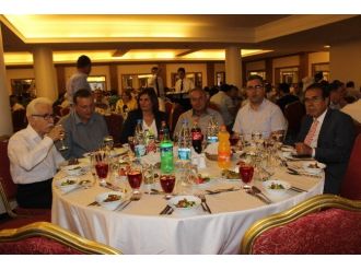 Aydın Ticaret Borsası’ndan İftar Yemeğinde Anlamlı Müjde