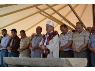 Bor’da Uygur Türkleri İçin Gıyabi Cenaze Namazı Kılındı