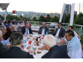 Esnaf Oda Başkanları İftarda Bir Araya Geldi