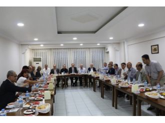 Demirci’de Kurum Amirleri Kaymakamlığın İftar Yemeğinde Buluştu