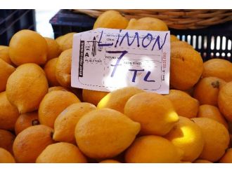 Limonun Fiyatı Vatandaşın Yüzünü Ekşitiyor