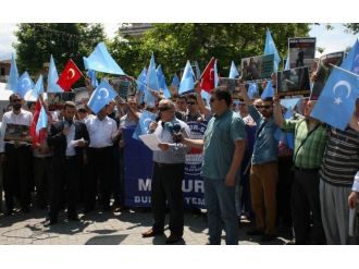 Bursa’da Çin Zulmüne Tepki Eylemi