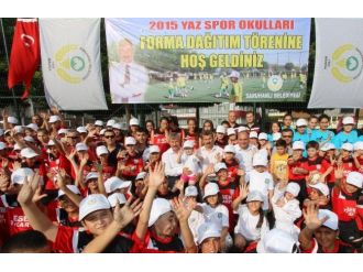 Saruhanlı Belediyesi Yaz Spor Okulları Açıldı