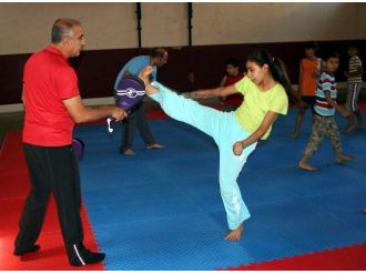 Aydın Büyükşehi Belediyesi Yaz Kursları Başladı