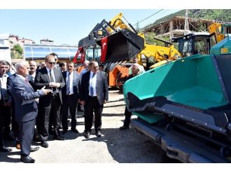 Gümüşhane İl Özel İdaresi Makine Parkını Yenilemeye Devam Ediyor