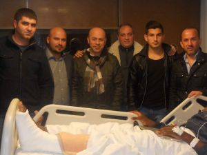 Mp Antalyaspor Kalecisi Sammy Ndjock Ameliyat Oldu