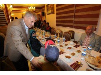 Belediye Başkanı Memiş, Engelli Vatandaşlarla İftarda Buluştu