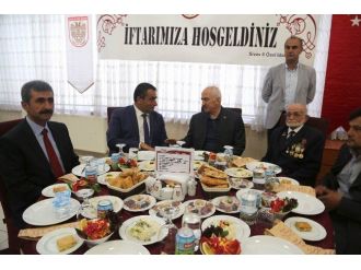 İl Protokolü İftar Yemeğinde Buluştu