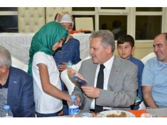 Birlik Vakfı Afgan Aileler İle İftarda Buluştu