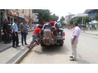 Dilenirken Çocukları Kullanıyorlar