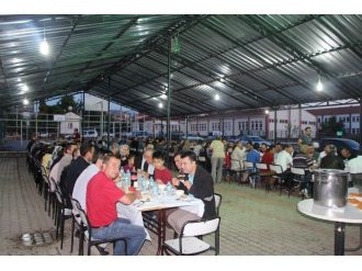 Belediye Çalışanları İftar Yemeğinde Buluştu