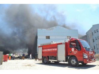 Kuşadası Devlet Hastanesi’nin Eski Binasında Yangın Çıktı