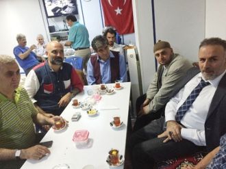 İbrahim Erkal, Erzurumlular Vakfında İftar Yemeği Verdi