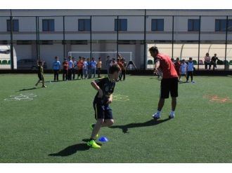 Karaman’da Yaz Futbol Okulu Çalışmaları Başladı