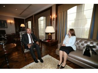 Dışişleri Bakanı Çavuşoğlu; Nezaket Emine Atasoy’u Kabul Etti