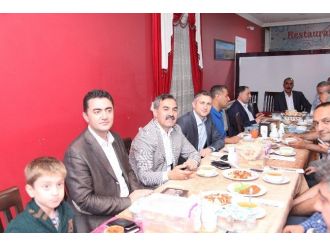 Ahlat Kaymakamlığı’ndan Kurum Amirleri Ve Muhtarlara İftar Yemeği