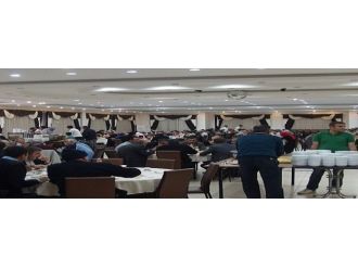 Dadaylı Esnaflar Belediyenin Düzenlediği İftar Yemeğinde Buluştu